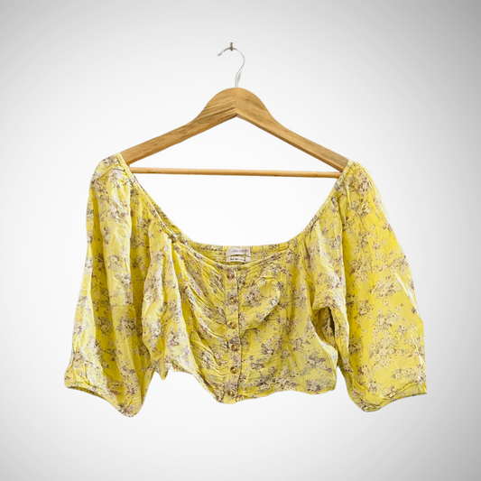 Urban Outfitters | Laura Floral Button Cropped Top for Women | YL-028 |